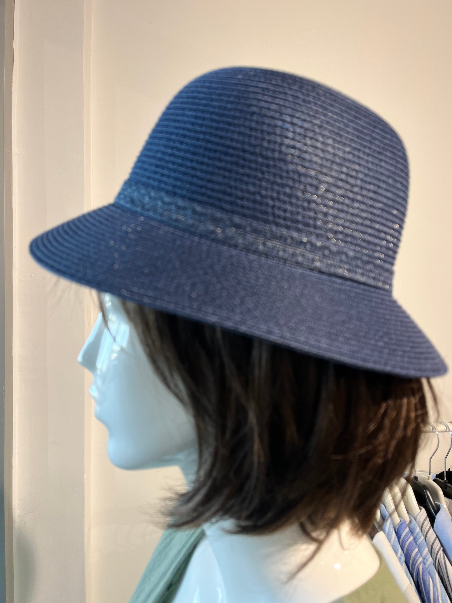 Chapeau plage bleu marine