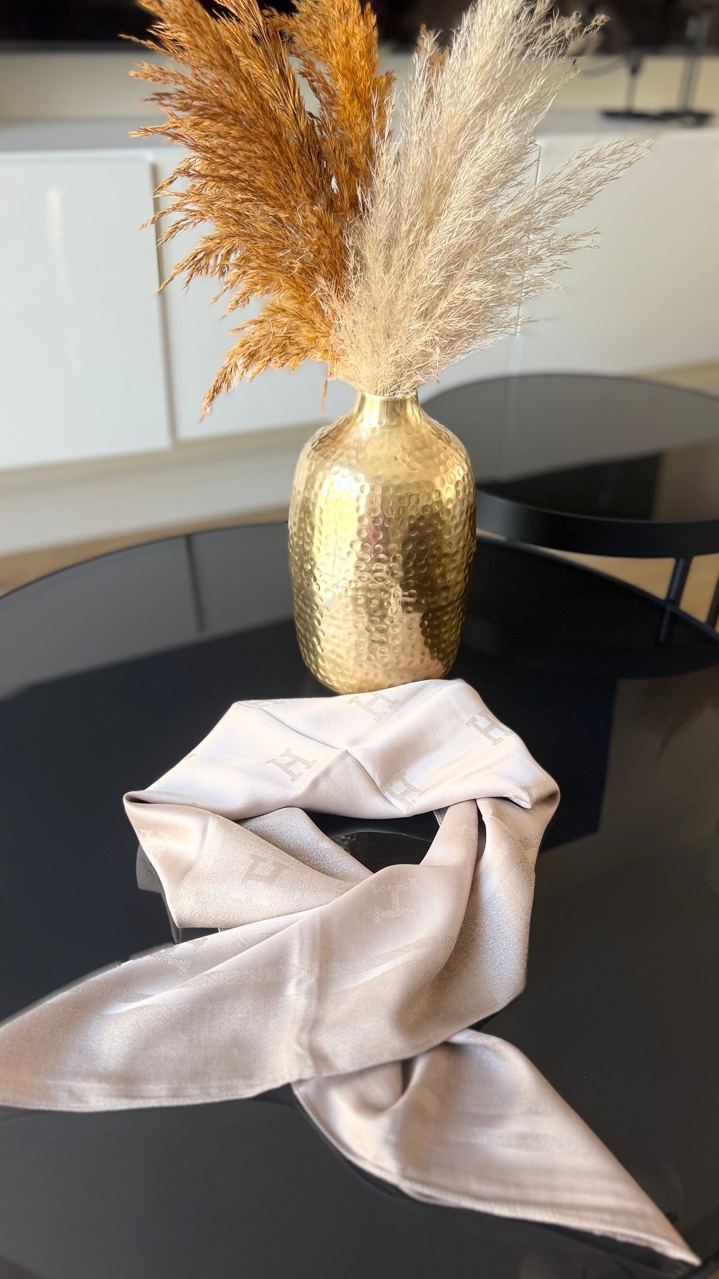 Carré en soie et viscose