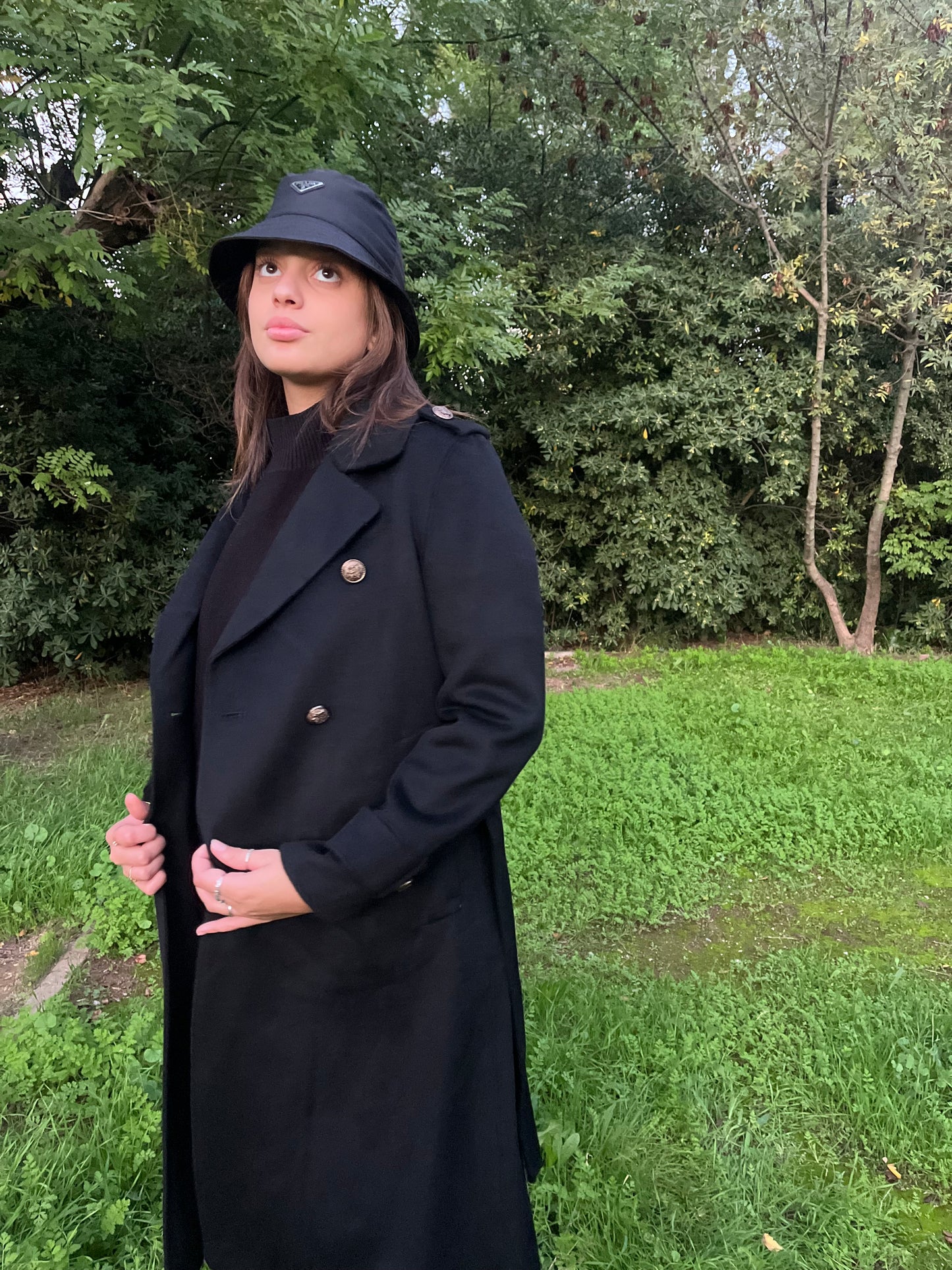 Manteau noir en laine classique