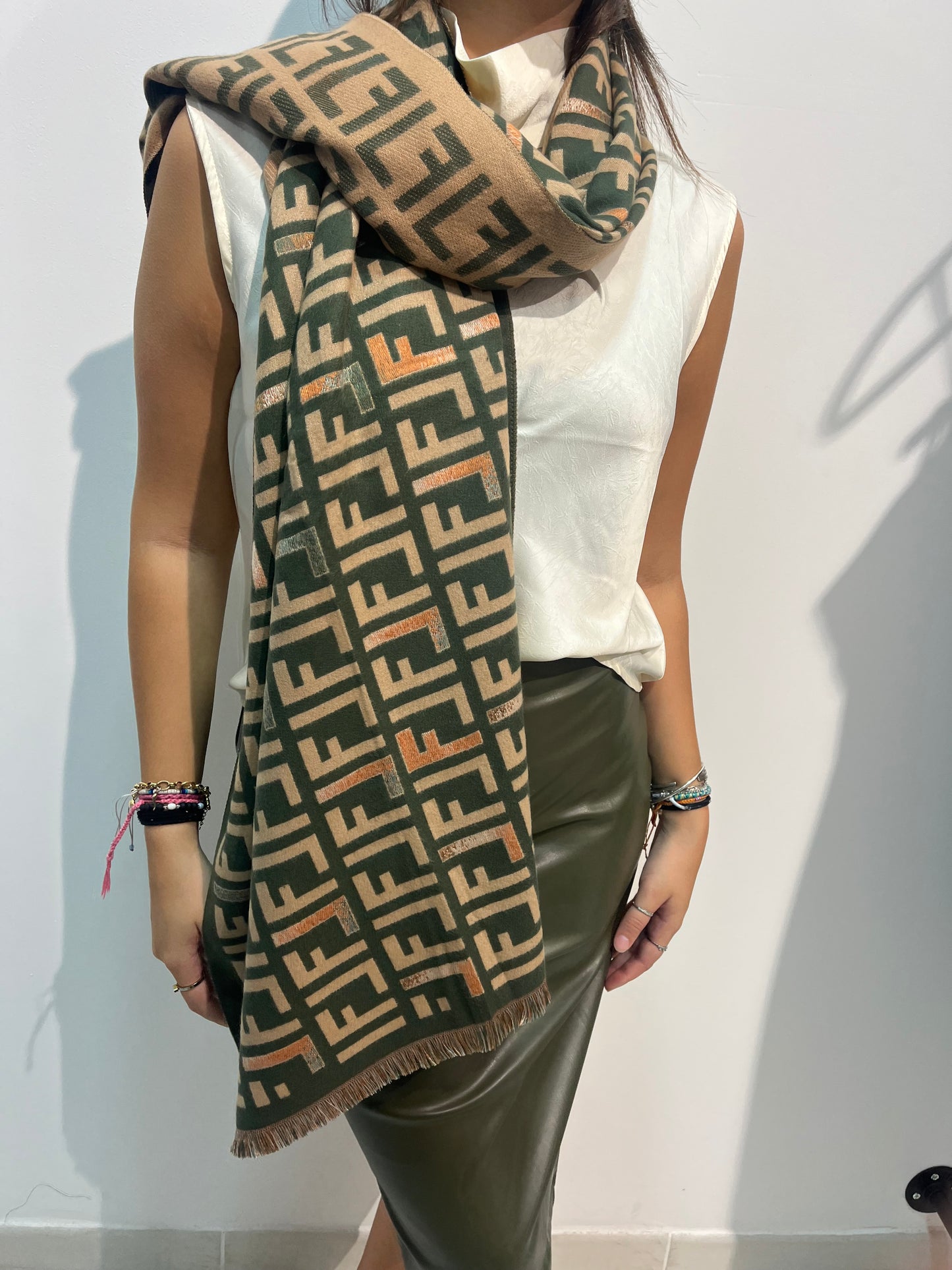 Jupe verte en semi-cuir