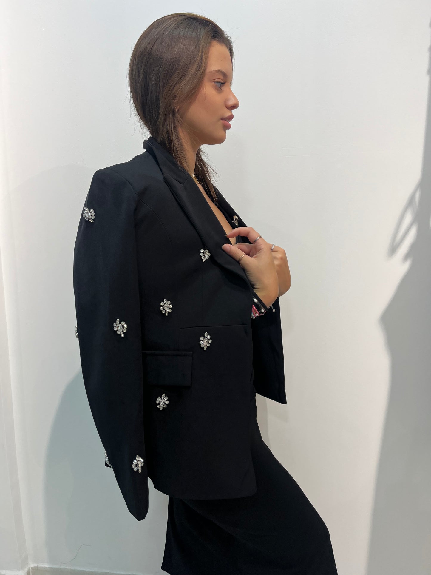 Blazer noir avec détails à strass