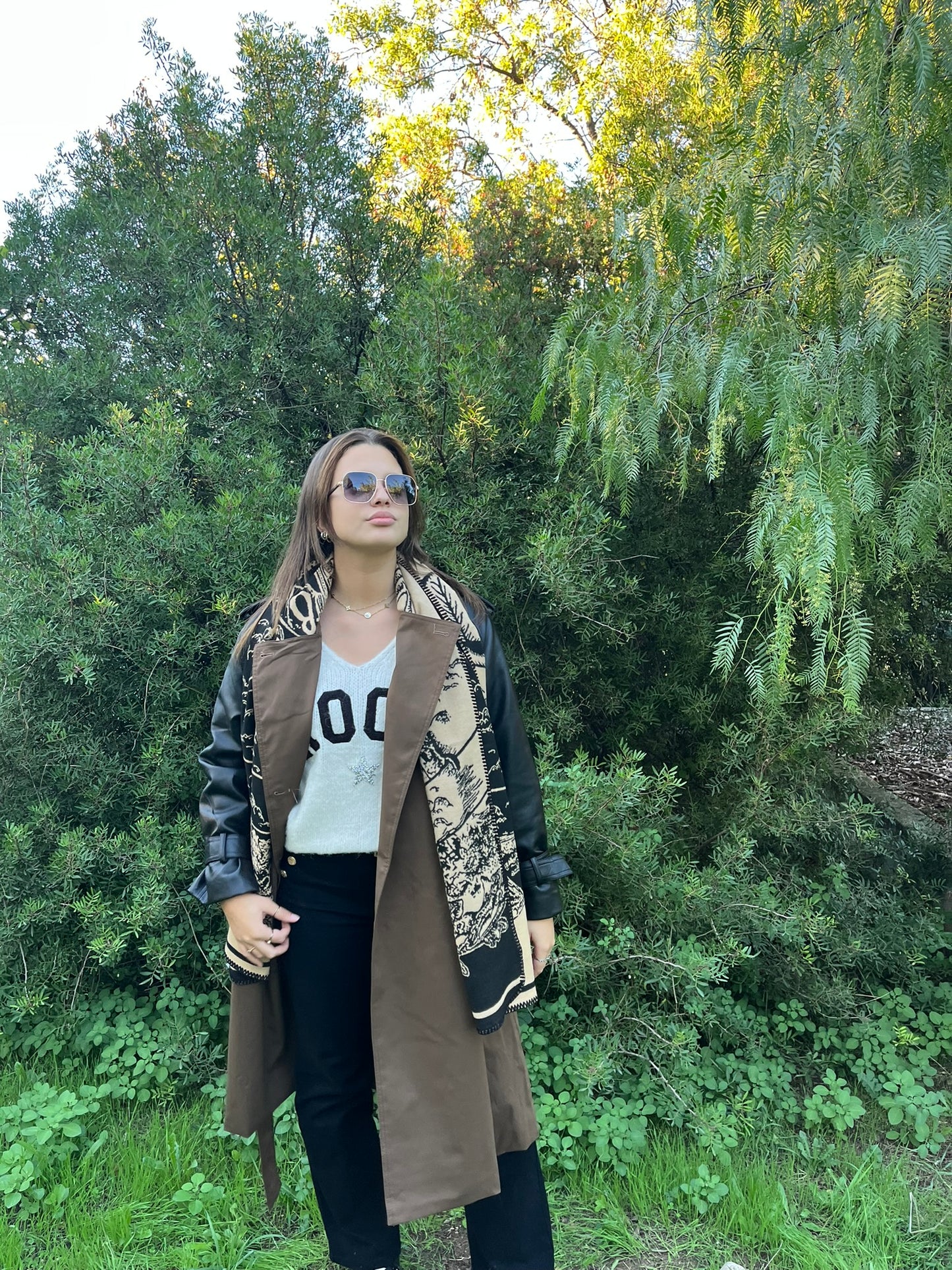 Trench vert kaki et noir