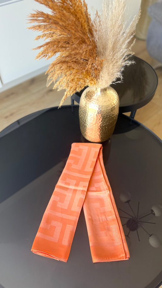Carré en soie et viscose