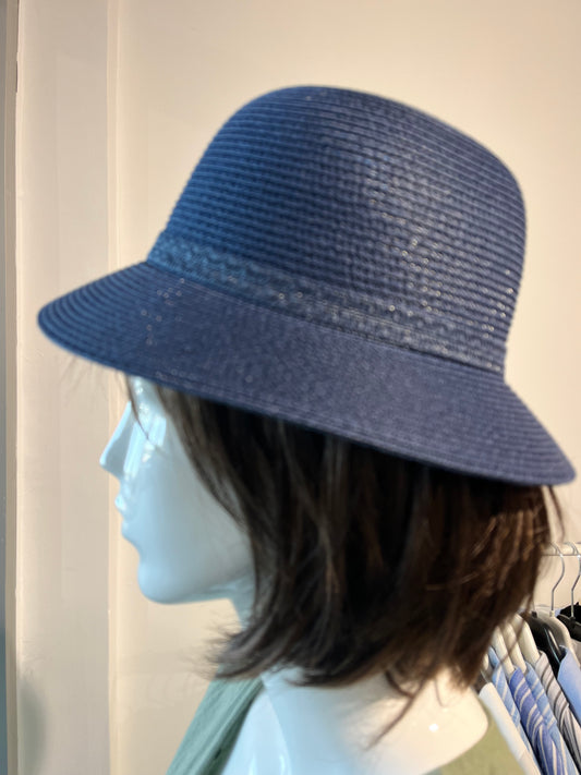 Chapeau plage bleu marine