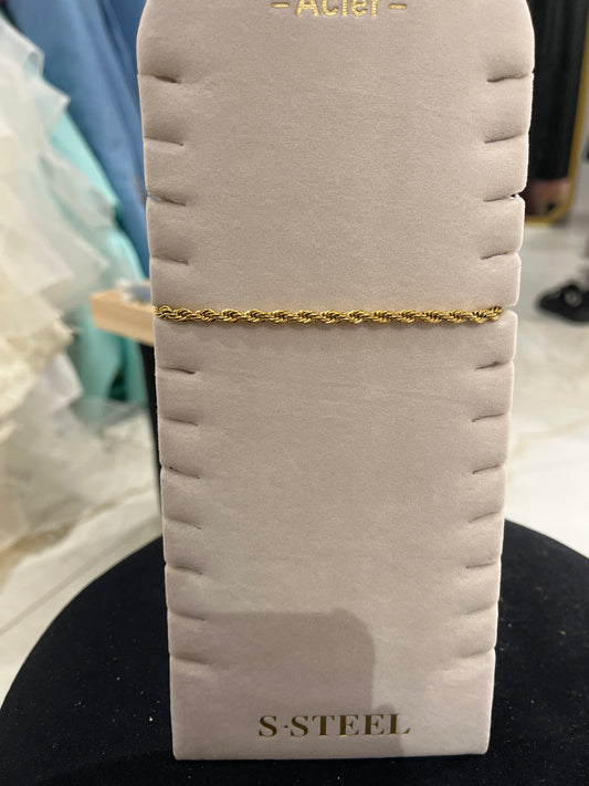 bracelet or