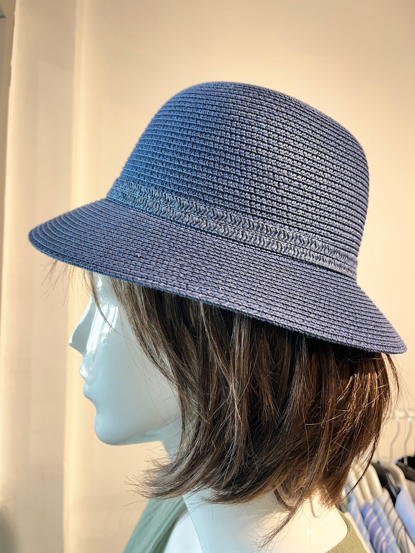 Chapeau plage bleu marine
