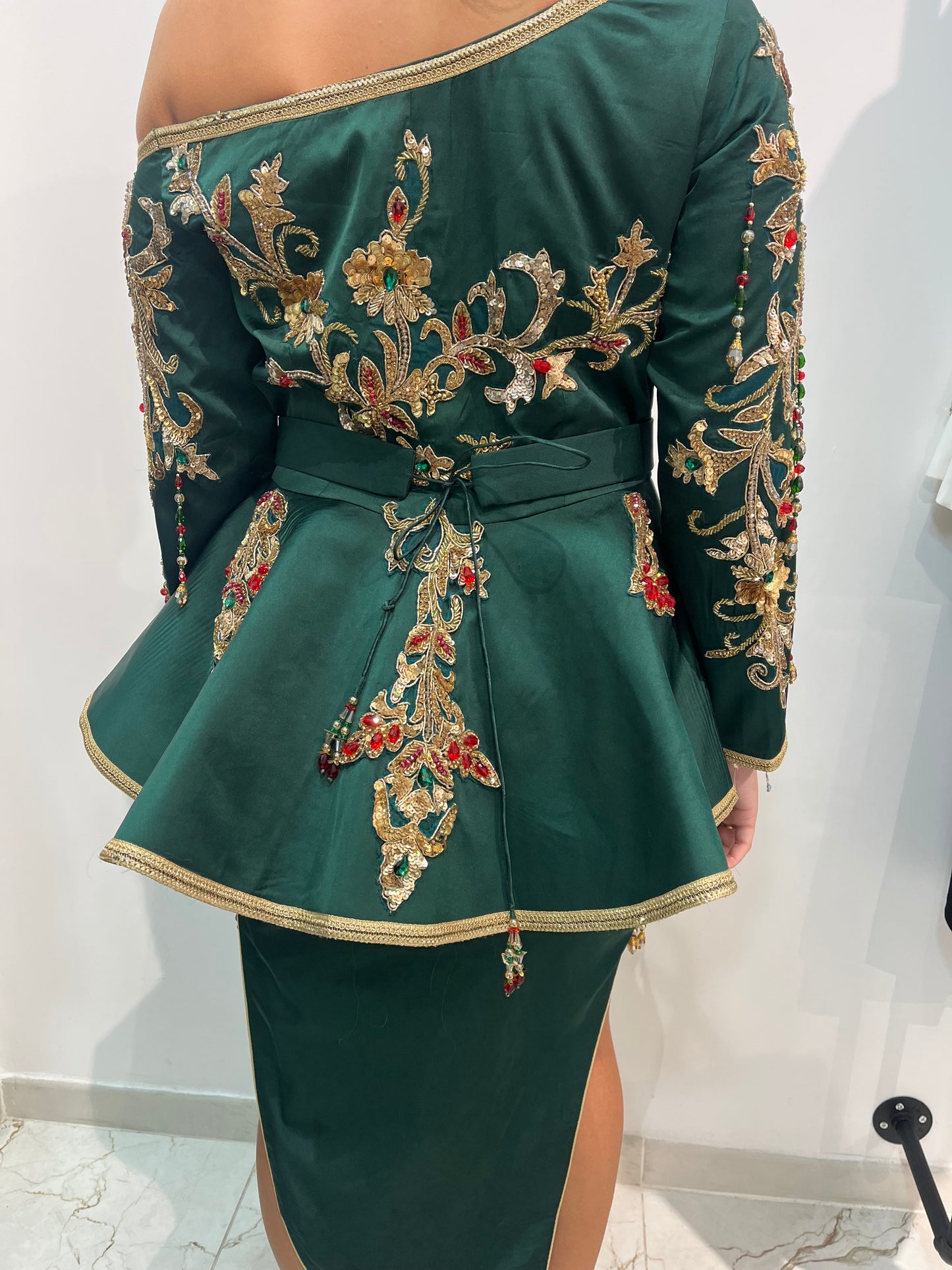 Robe Sara