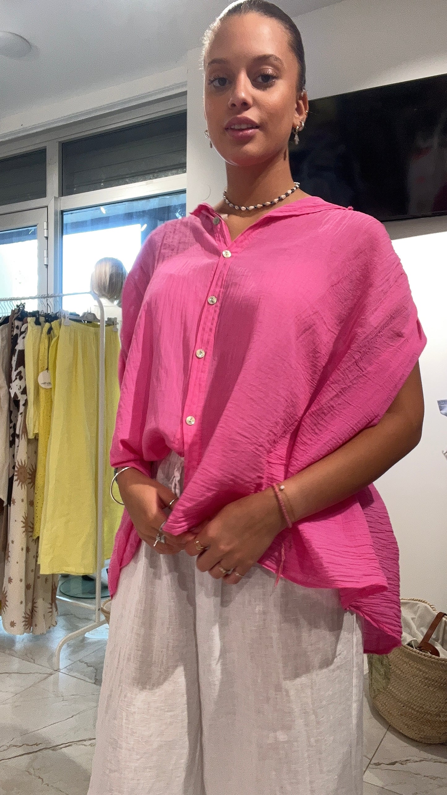 Chemise large sans manches