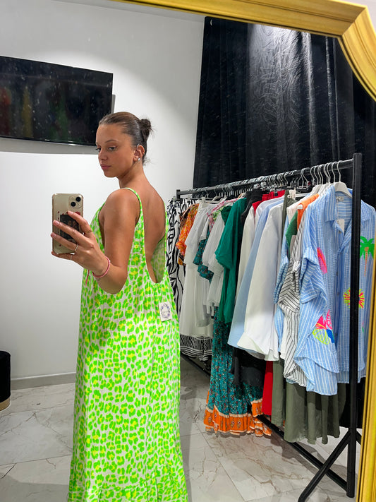 Robe dos nu