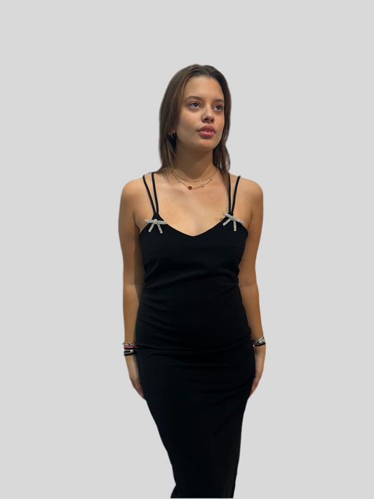 Robe noire avec noeuds à strass