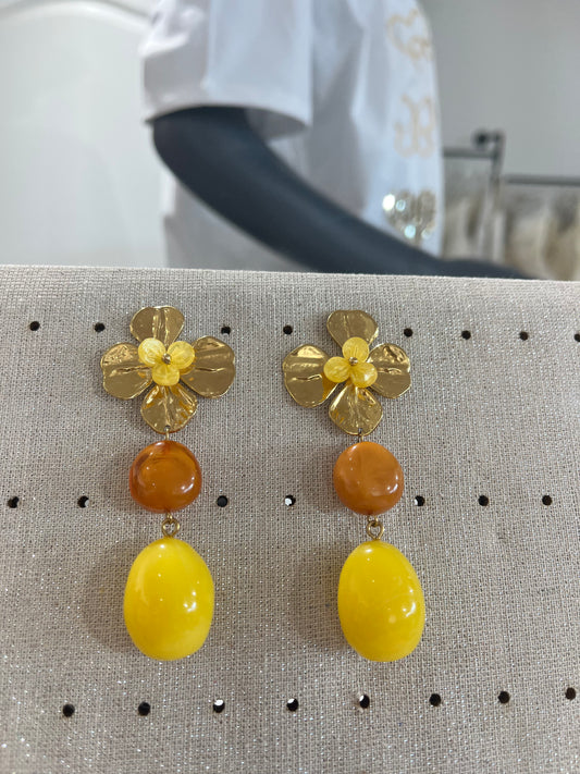 boucles avec pendentif coloré